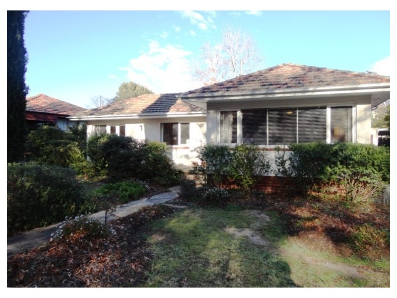 92 Schlich Street, Yarralumla ACT 2600