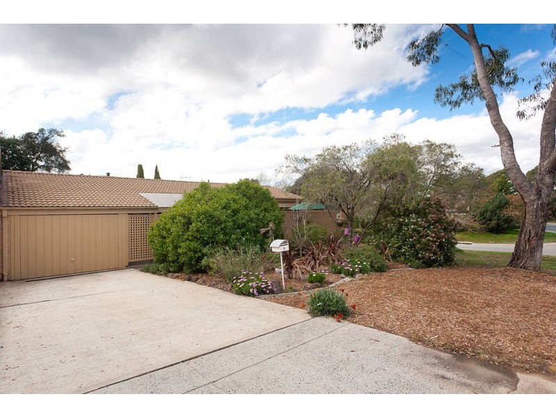 3 Summerville Crescent, Florey ACT 2615