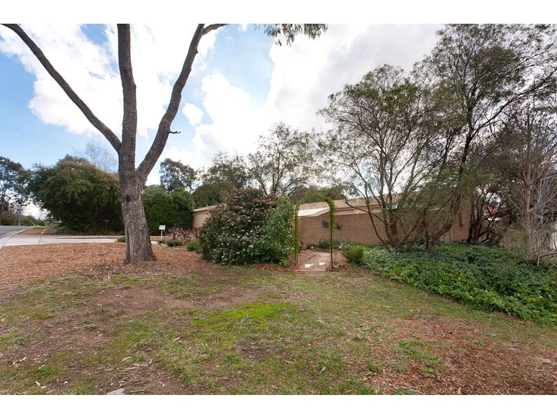 3 Summerville Crescent, Florey ACT 2615