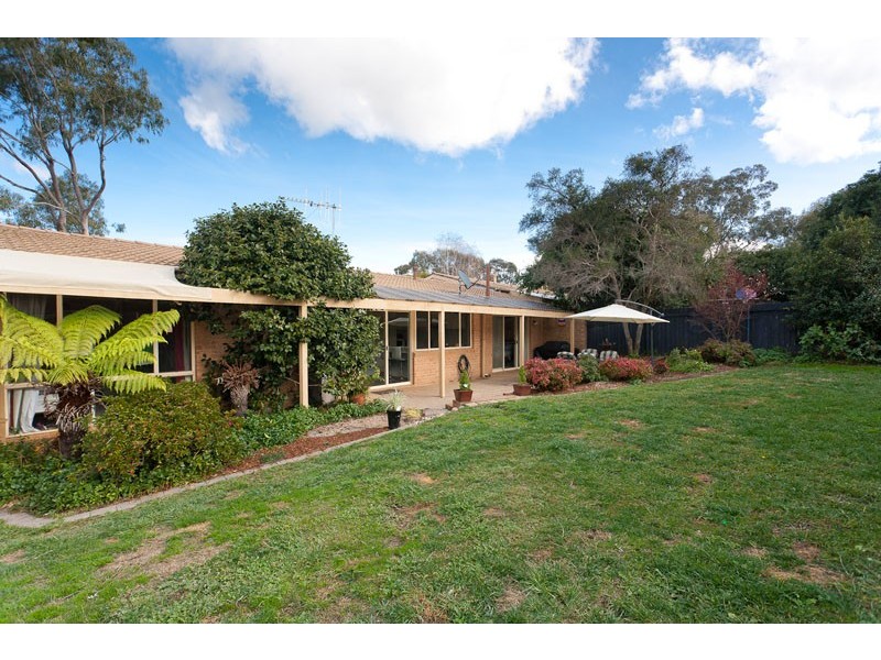 3 Summerville Crescent, Florey ACT 2615