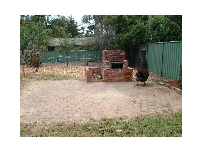 2 Moor Place, Evatt ACT 2617