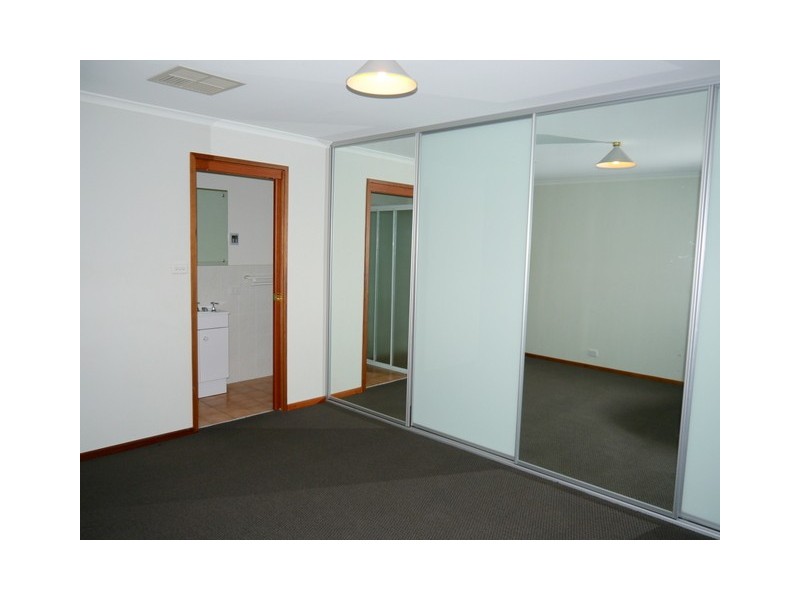 32 Amaroo Street, Reid ACT 2612