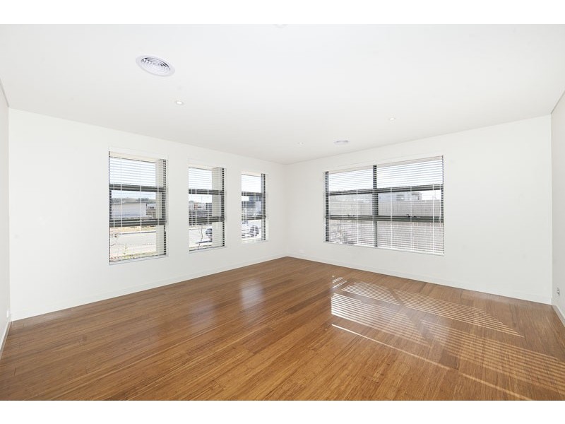 45 Hillcrest Street, Crace ACT 2911
