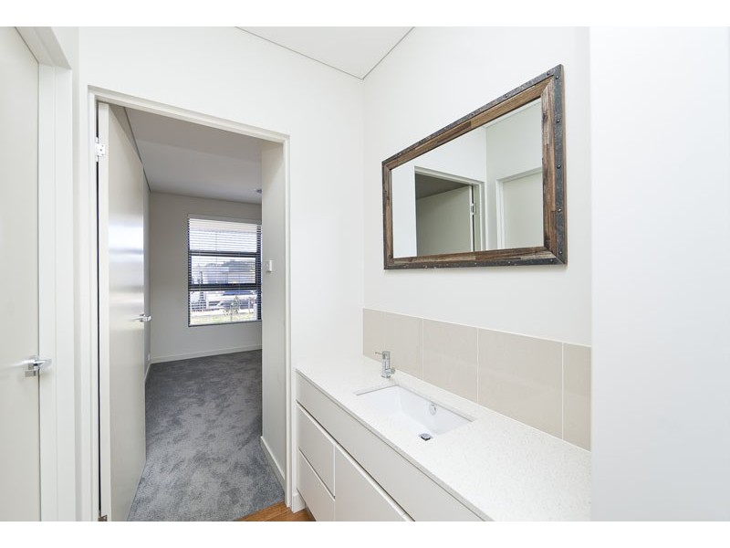 45 Hillcrest Street, Crace ACT 2911