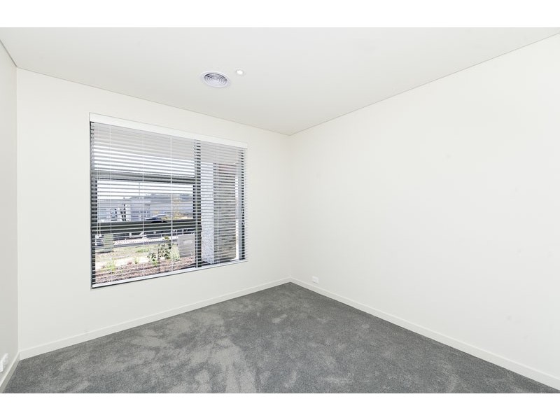 45 Hillcrest Street, Crace ACT 2911