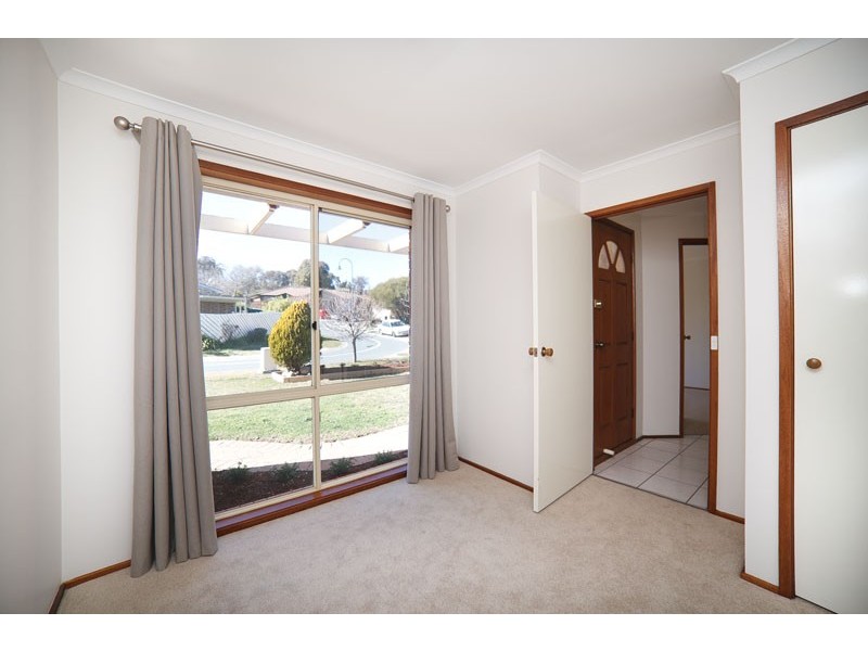 6 Gamban Square, Ngunnawal ACT 2913