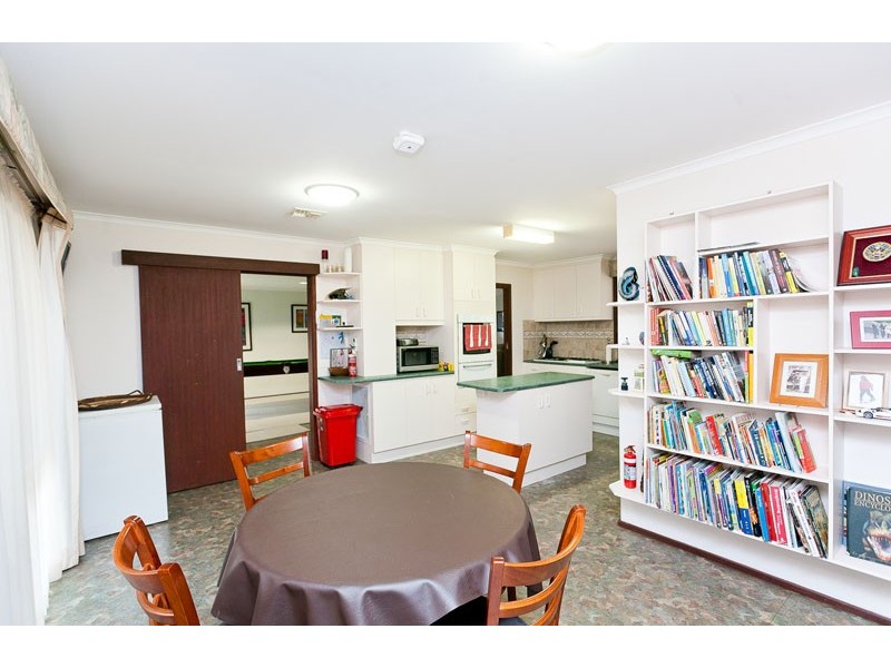 92 Shumack Street, Weetangera ACT 2614