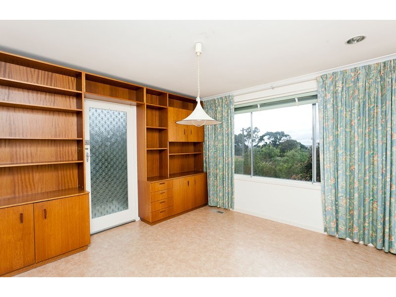 8 Erskine Street, Macquarie ACT 2614