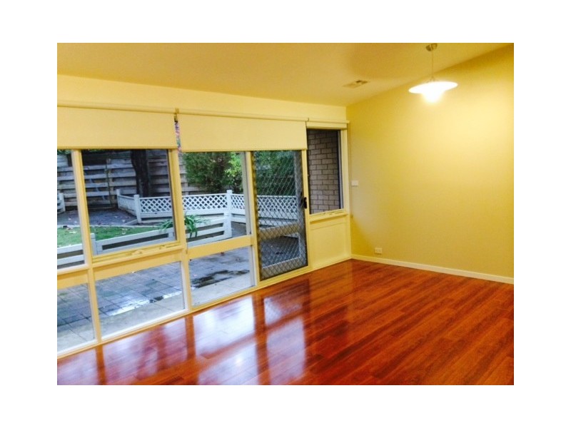 20 Gillespie Street, Weetangera ACT 2614