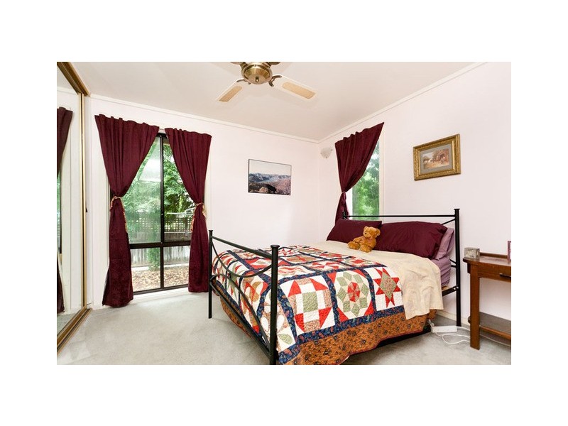 12 Bunker Place, Charnwood ACT 2615