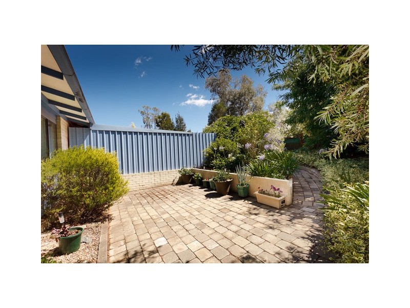 12 Bunker Place, Charnwood ACT 2615