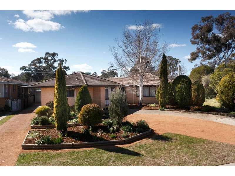 6 Clifford Crescent, Melba NSW 2615