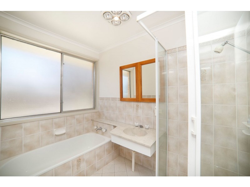 6 Clifford Crescent, Melba NSW 2615