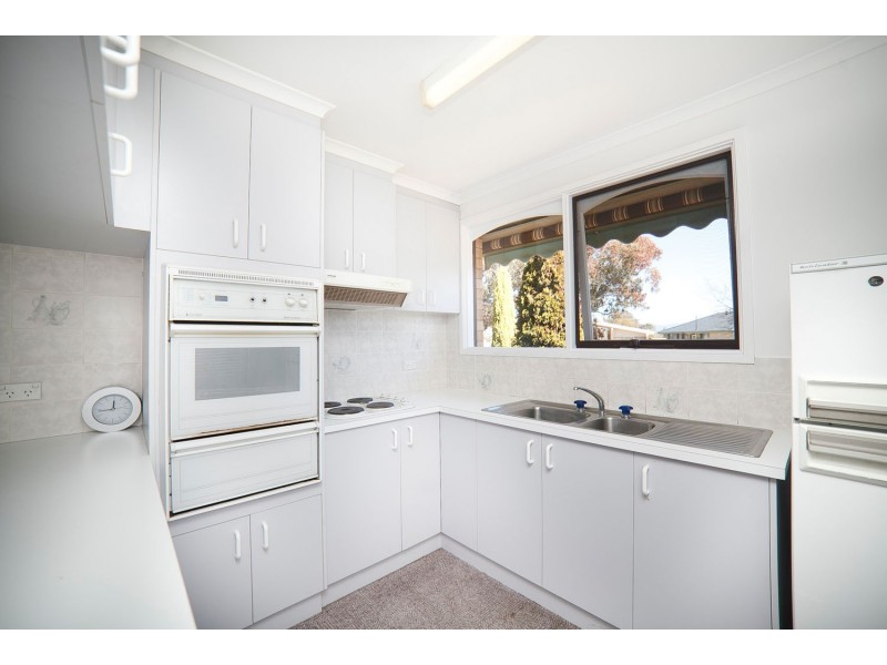 6 Clifford Crescent, Melba NSW 2615