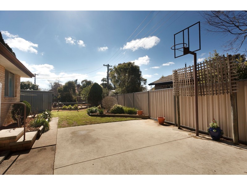 6 Clifford Crescent, Melba NSW 2615