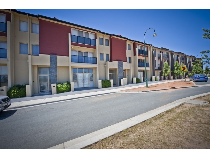 129 Anthony Rolfe Avenue, Gungahlin ACT 2912
