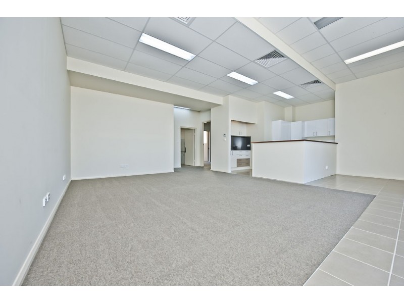 129 Anthony Rolfe Avenue, Gungahlin ACT 2912