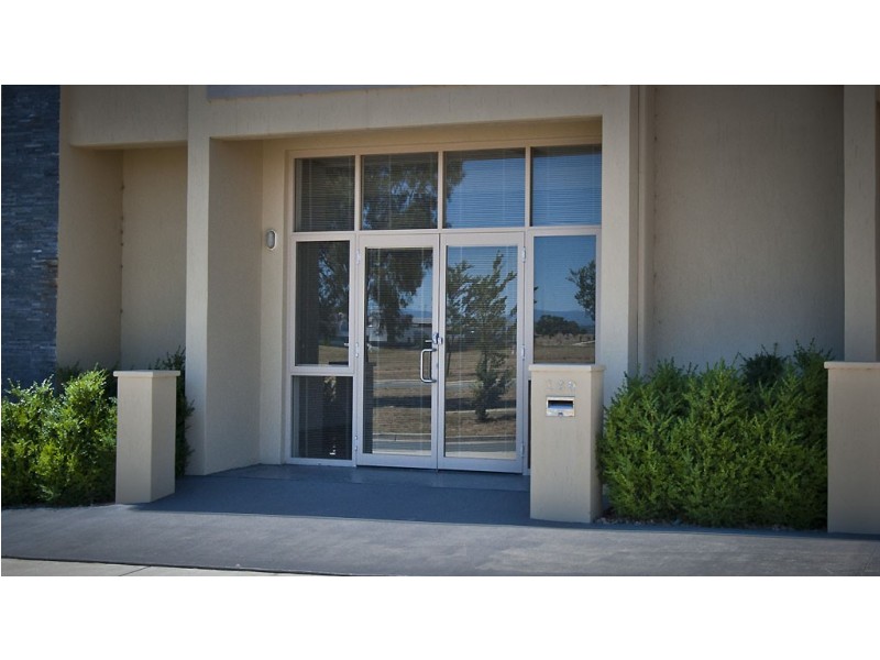 129 Anthony Rolfe Avenue, Gungahlin ACT 2912