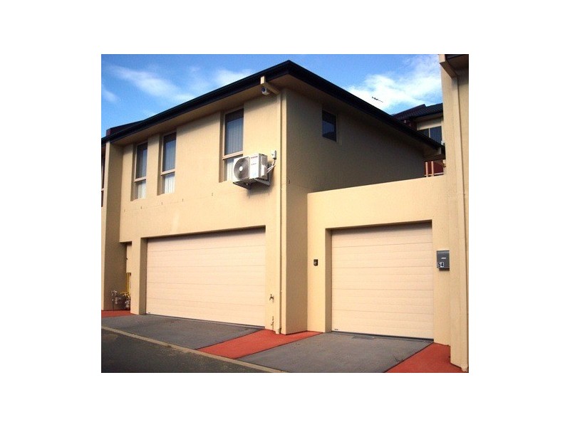 54 Huyer Street, Gungahlin ACT 2912