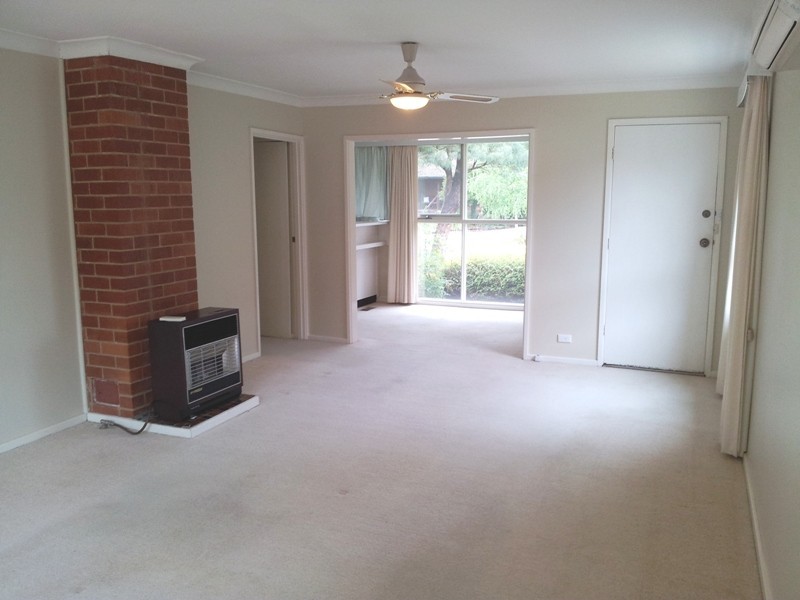 29 Molloy Crescent, Cook ACT 2614