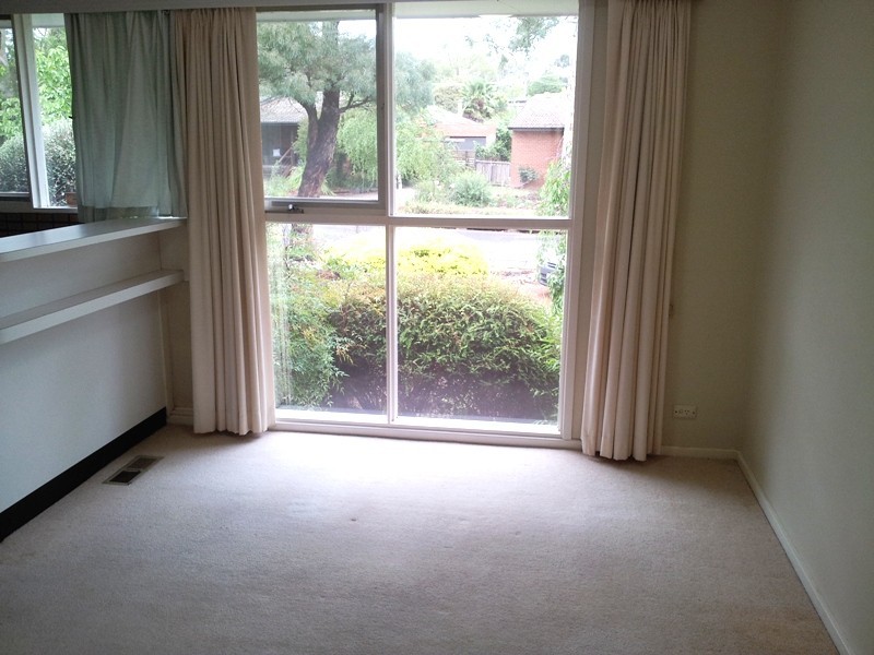 29 Molloy Crescent, Cook ACT 2614