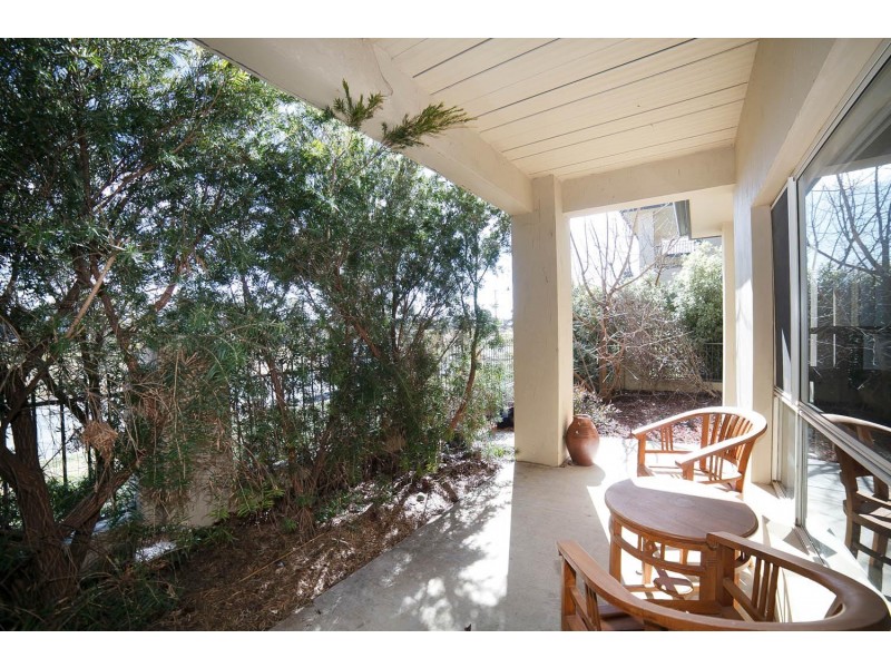 10 Megalong Crescent, Harrison ACT 2914