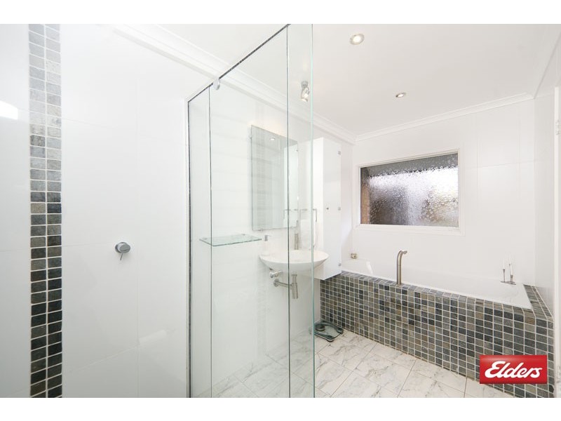 94 Wybalena Grove, Cook ACT 2614