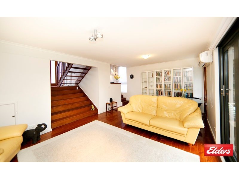 94 Wybalena Grove, Cook ACT 2614