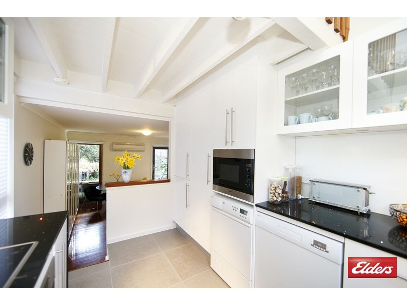 94 Wybalena Grove, Cook ACT 2614