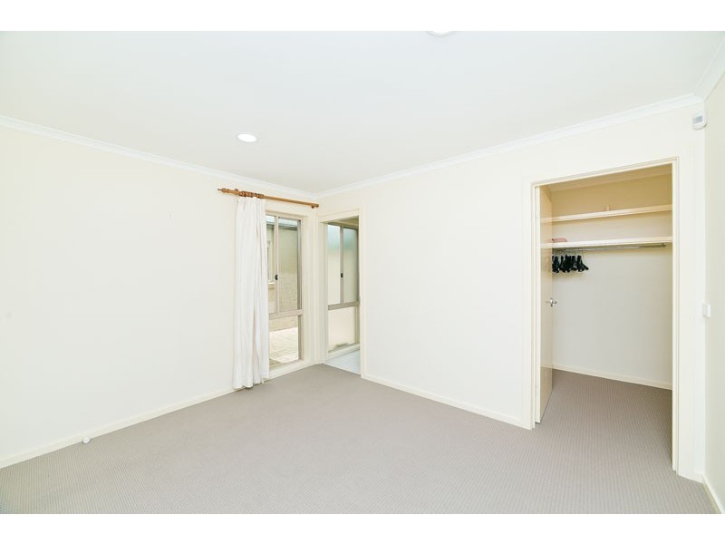 37 Britten-Jones Drive, Holt ACT 2615