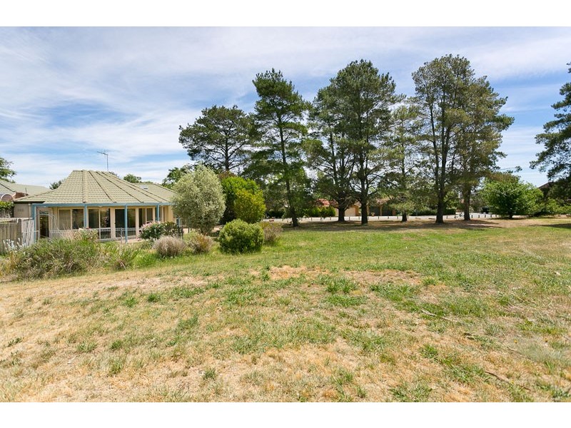 37 Britten-Jones Drive, Holt ACT 2615