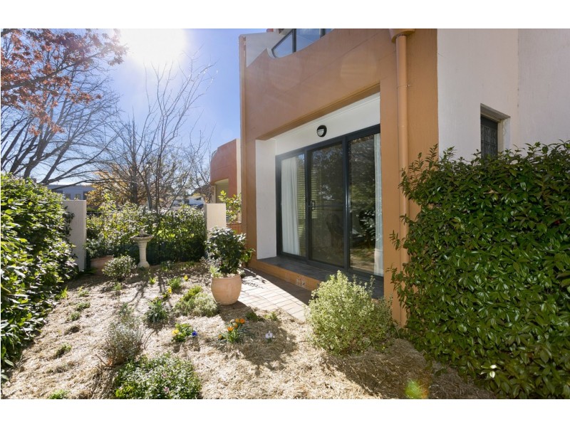 2/56 Ijong Street, Braddon ACT 2612