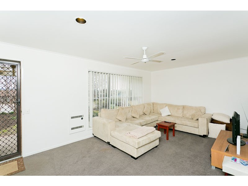 6 Cayley Place, Florey ACT 2615
