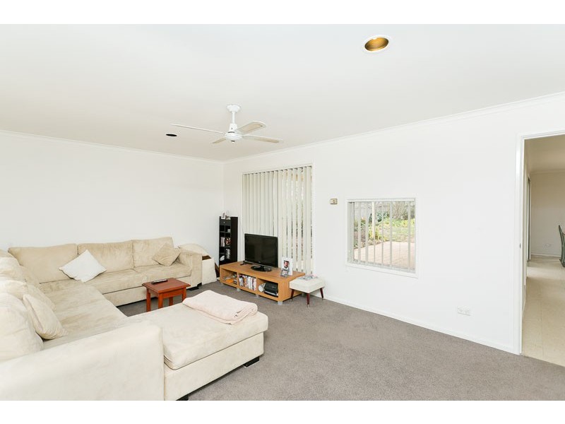 6 Cayley Place, Florey ACT 2615