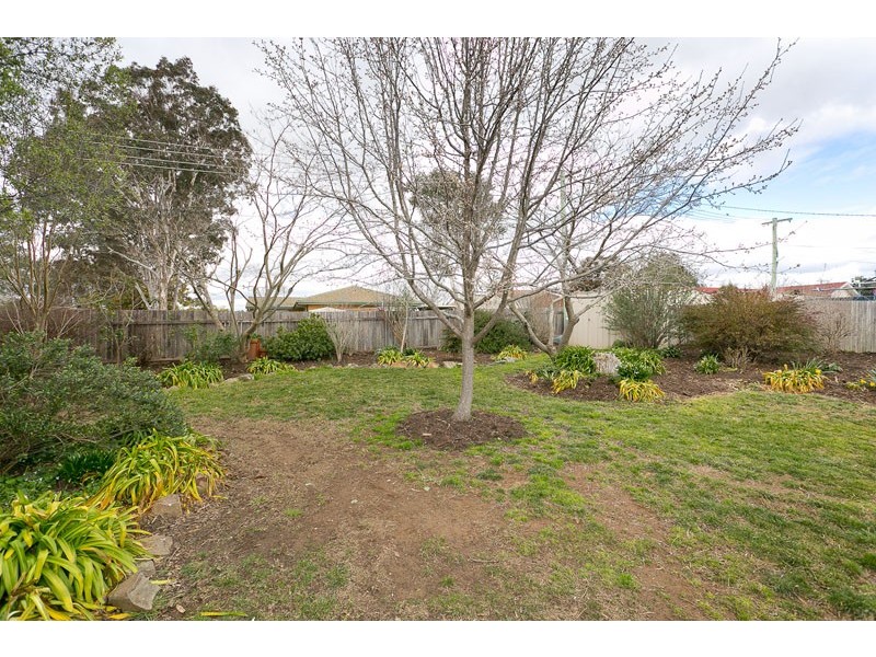 6 Cayley Place, Florey ACT 2615