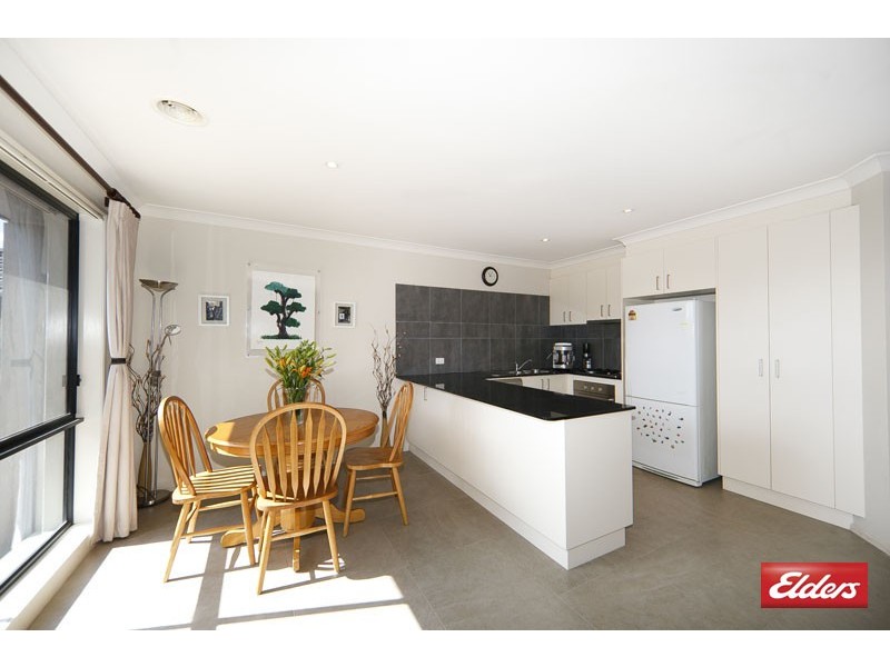 4/48 Siroset Close, Dunlop ACT 2615