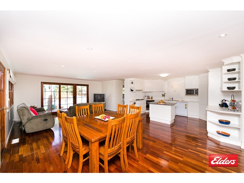 4 Reuther Street, Flynn ACT 2615