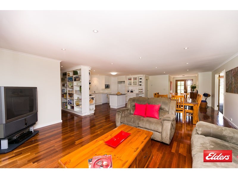 4 Reuther Street, Flynn ACT 2615