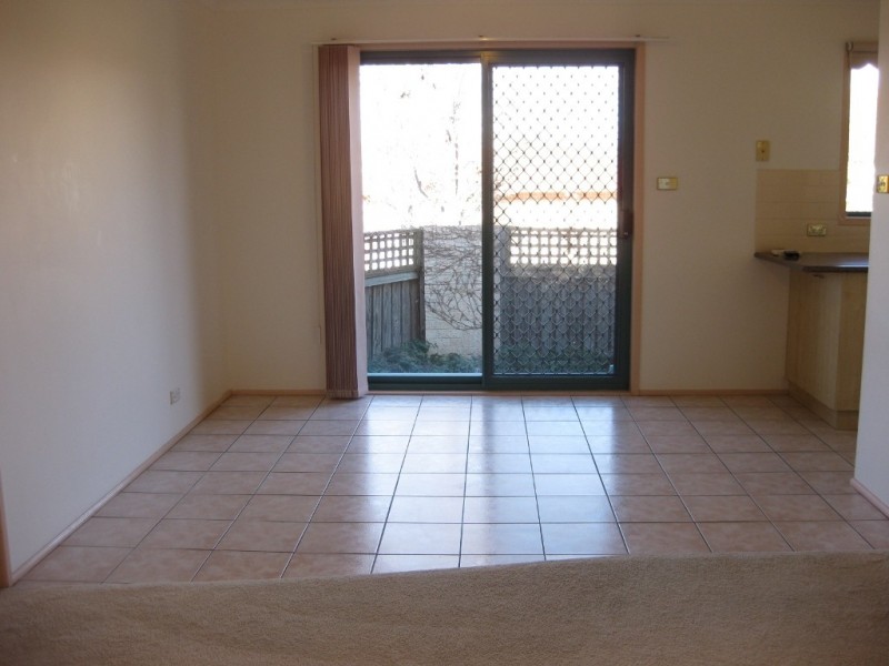 6/14 Len Waters Street, Ngunnawal ACT 2913