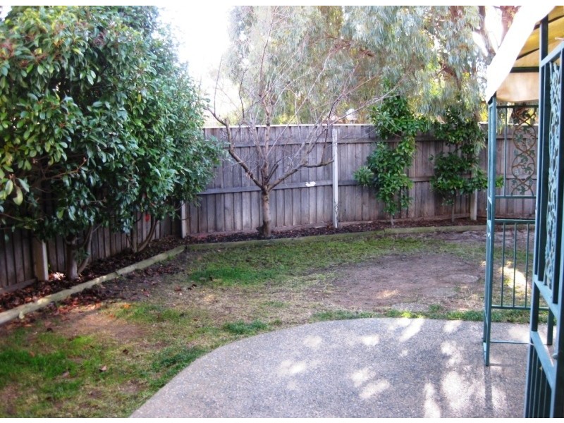 6/14 Len Waters Street, Ngunnawal ACT 2913