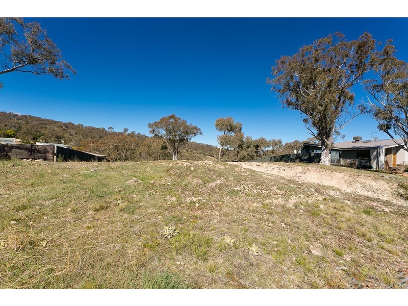 13 Myrtle Close, Jerrabomberra NSW 2619