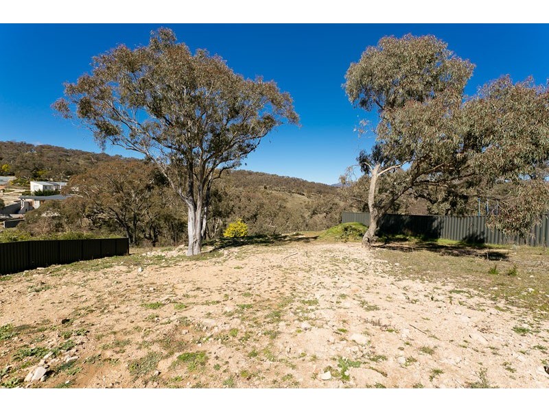 13 Myrtle Close, Jerrabomberra NSW 2619