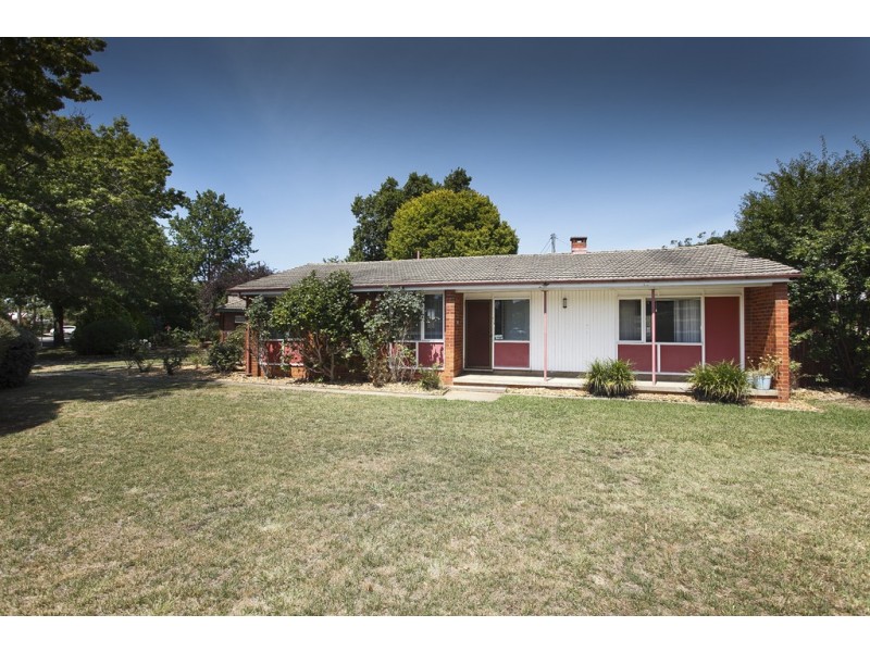 2 Blacket Street, Downer ACT 2602
