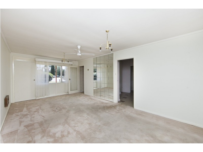 2 Blacket Street, Downer ACT 2602