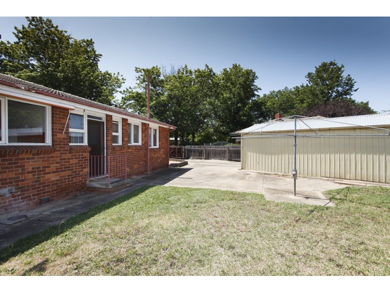 2 Blacket Street, Downer ACT 2602