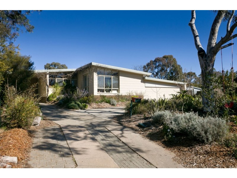 6 Line Place, Weetangera ACT 2614