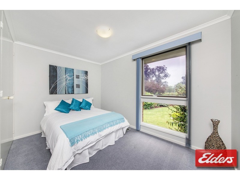 6 Luther Place, Macgregor ACT 2615