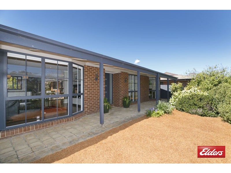 42 Dugdale Street, Cook ACT 2614