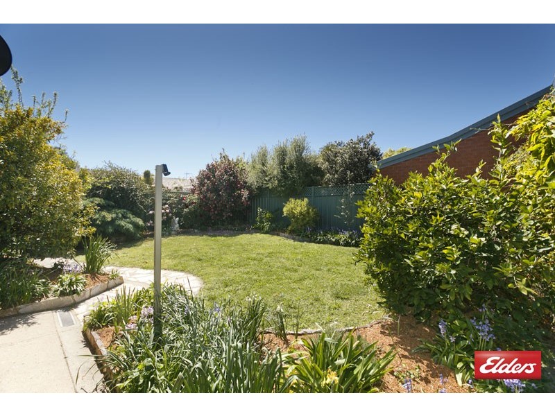 42 Dugdale Street, Cook ACT 2614