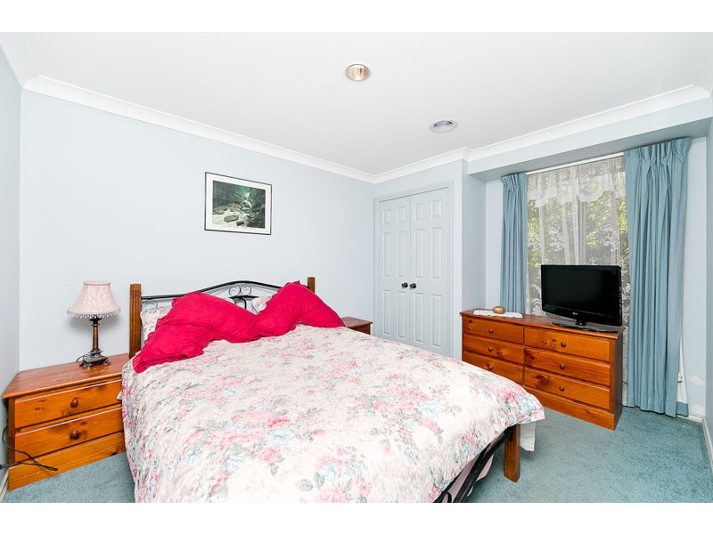 6 Santry Place, Dunlop ACT 2615